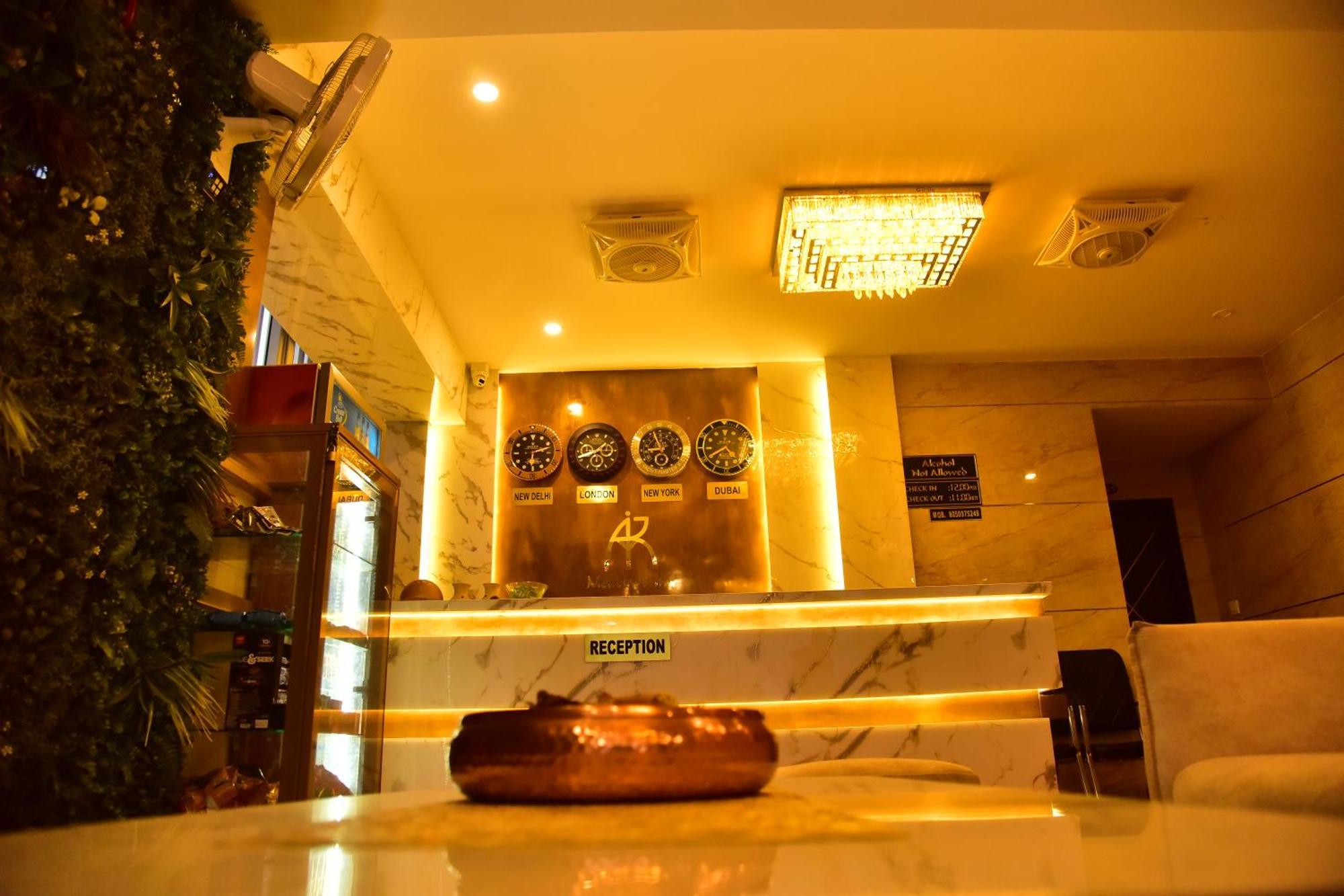 Meadows Inn ไมซอร์ ภายนอก รูปภาพ
