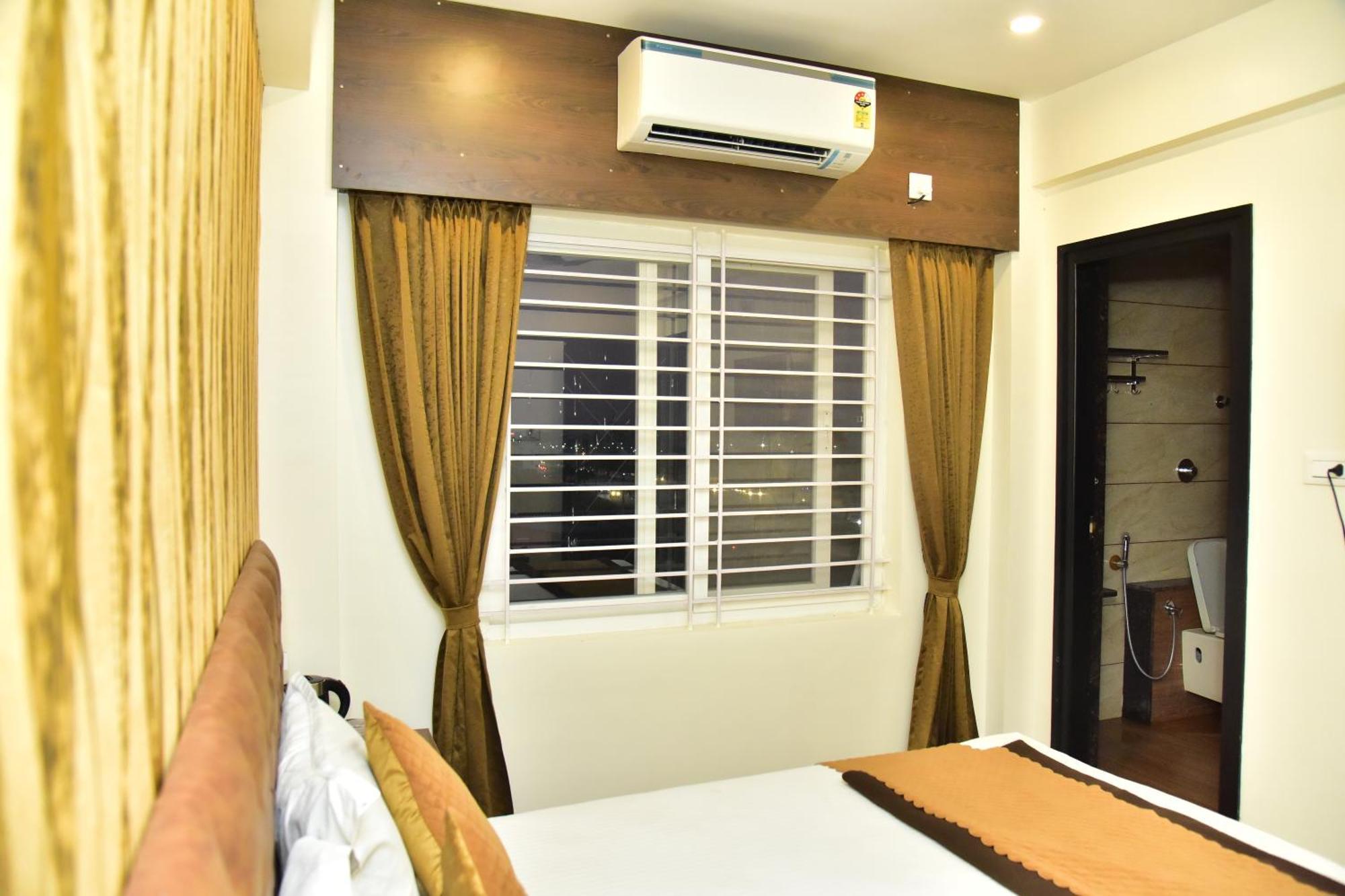 Meadows Inn ไมซอร์ ภายนอก รูปภาพ