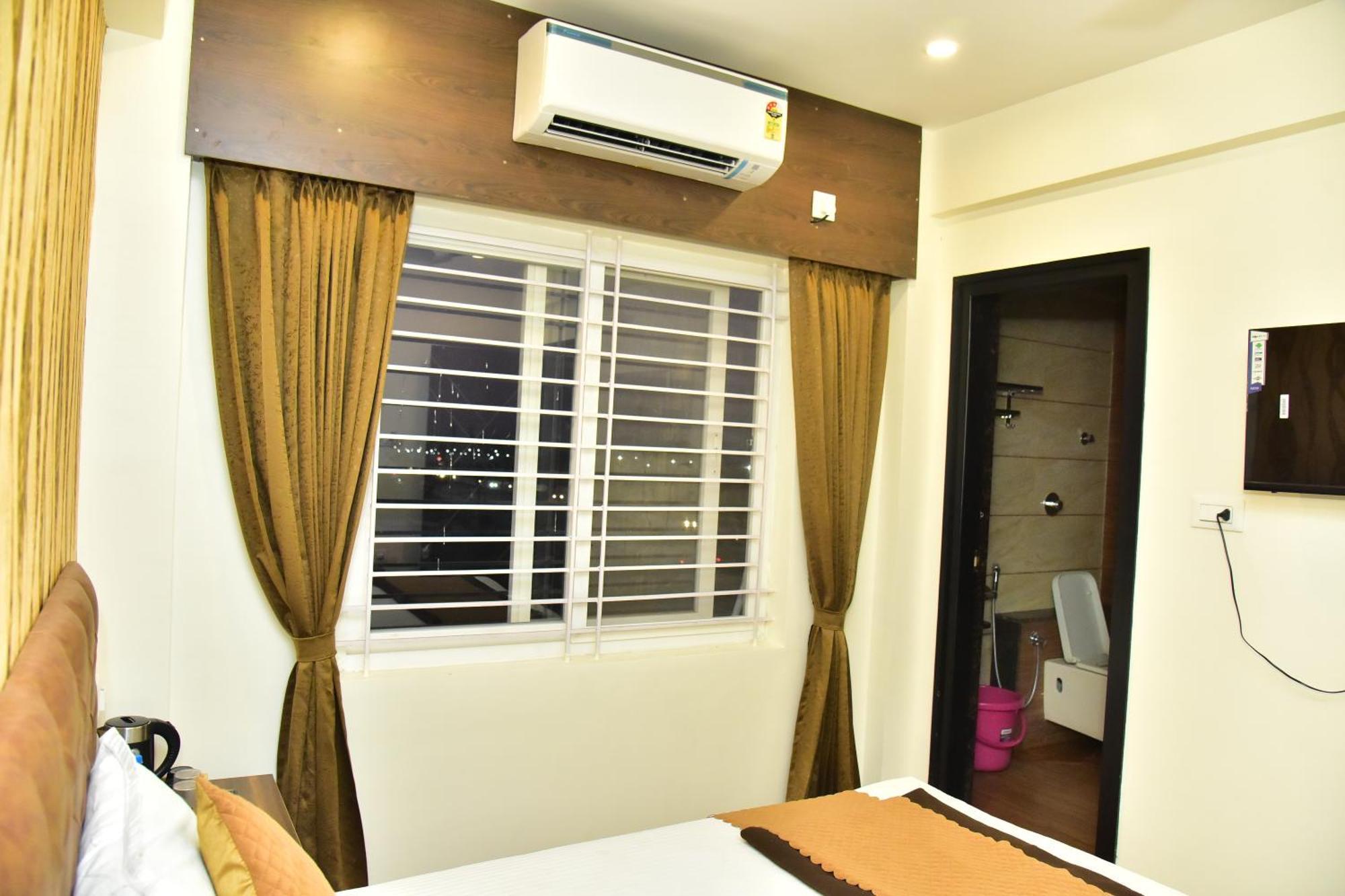 Meadows Inn ไมซอร์ ภายนอก รูปภาพ